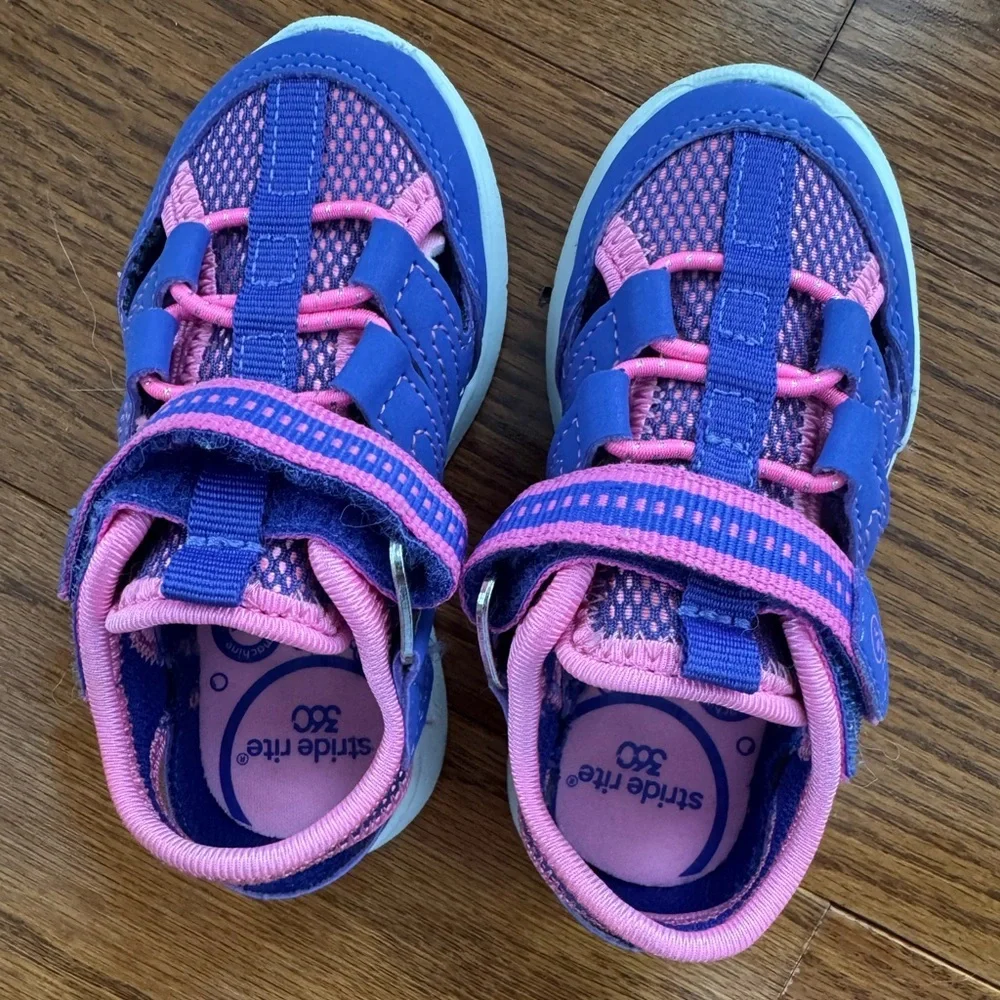 Stride Rite 360 Flynn Sneaker Sandal Size 6M Purple and Pink